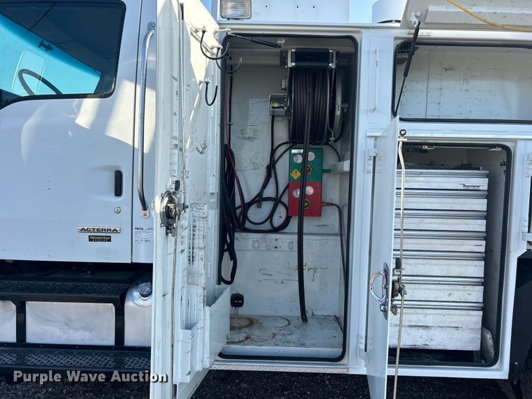 image for item EG0790 2008 Sterling  Acterra utility / service truck