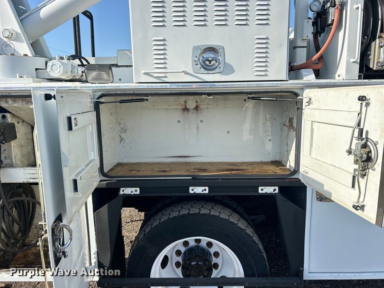 image for item EG0790 2008 Sterling  Acterra utility / service truck