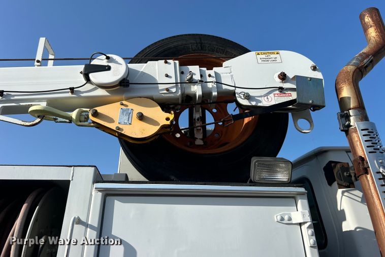 image for item EG0790 2008 Sterling  Acterra utility / service truck