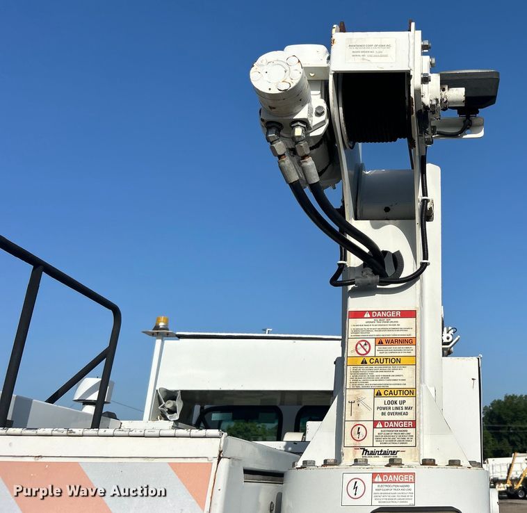 image for item EG0790 2008 Sterling  Acterra utility / service truck