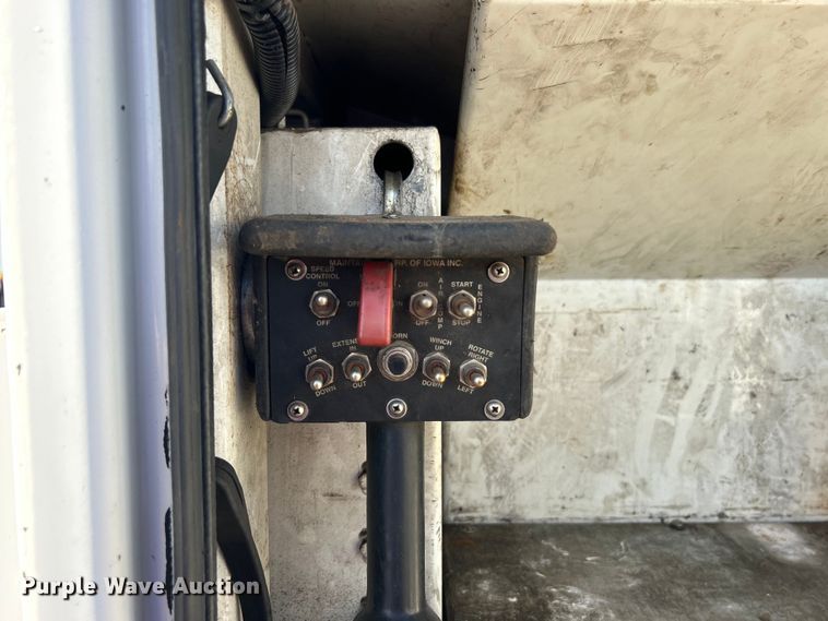 image for item EG0790 2008 Sterling  Acterra utility / service truck