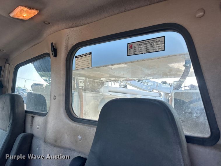 image for item EG0790 2008 Sterling  Acterra utility / service truck