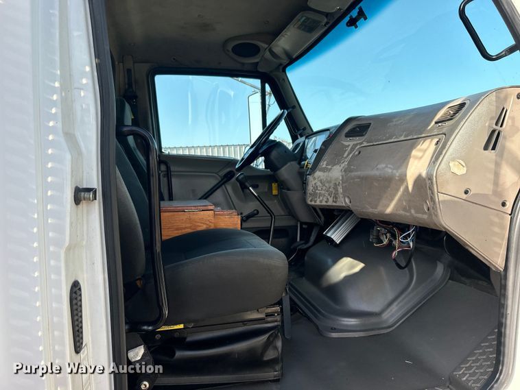 image for item EG0790 2008 Sterling  Acterra utility / service truck