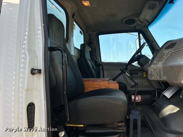 image for item EG0790 2008 Sterling  Acterra utility / service truck