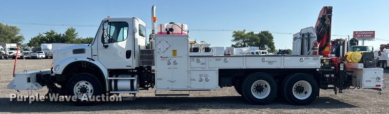 image for item EG0791 2010 Freightliner  Business Class M2 crane truck