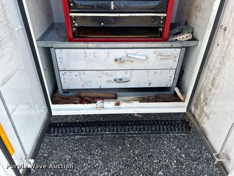 image for item EG0791 2010 Freightliner  Business Class M2 crane truck