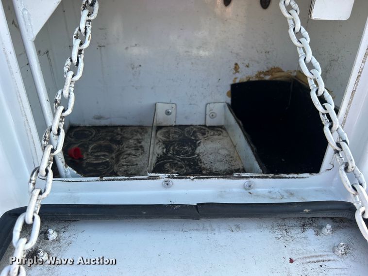 image for item EG0791 2010 Freightliner  Business Class M2 crane truck