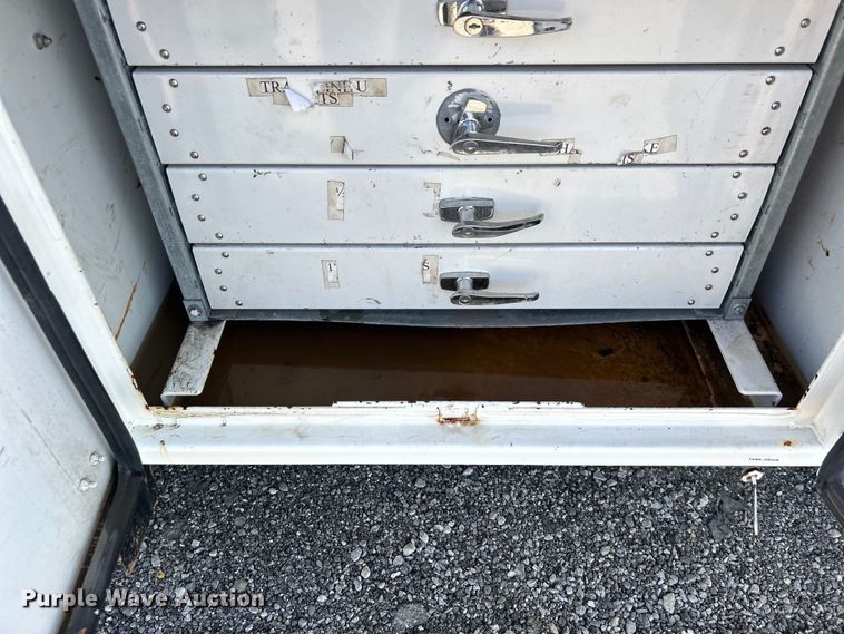 image for item EG0791 2010 Freightliner  Business Class M2 crane truck