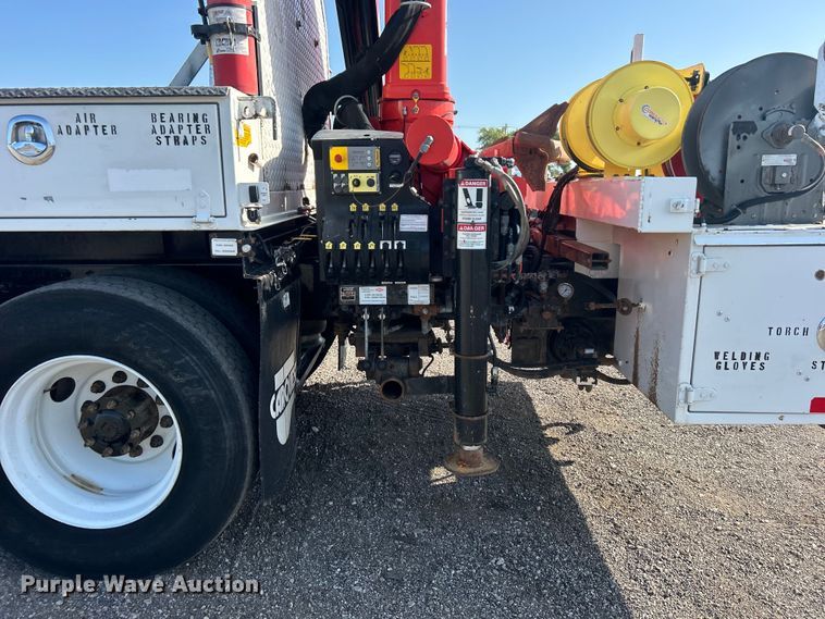 image for item EG0791 2010 Freightliner  Business Class M2 crane truck