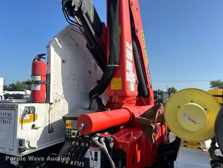 image for item EG0791 2010 Freightliner  Business Class M2 crane truck