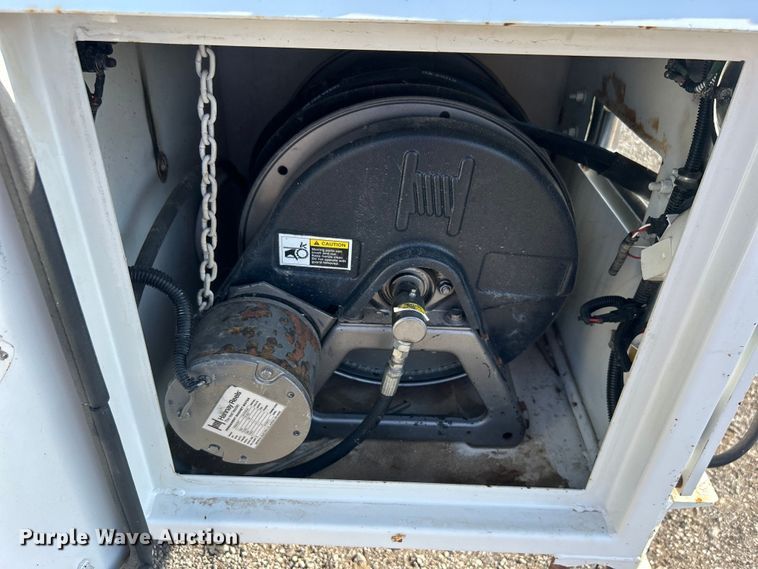 image for item EG0791 2010 Freightliner  Business Class M2 crane truck