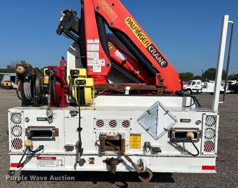 image for item EG0791 2010 Freightliner  Business Class M2 crane truck