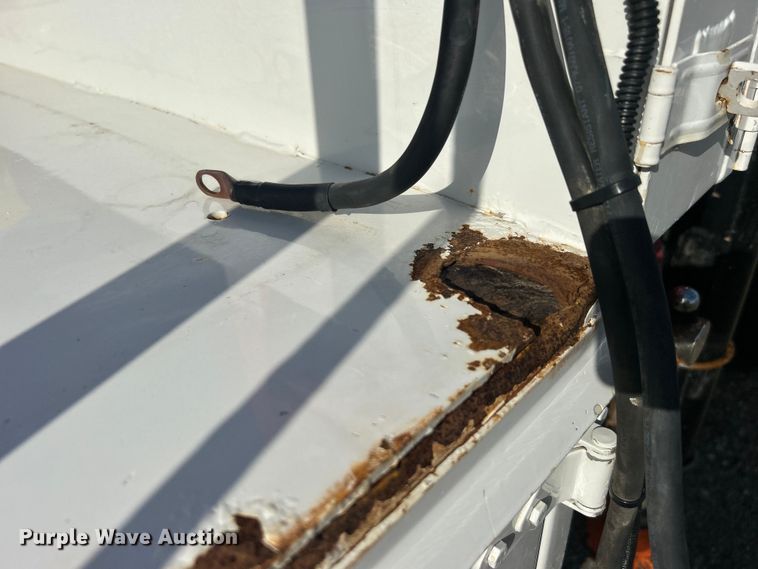 image for item EG0791 2010 Freightliner  Business Class M2 crane truck