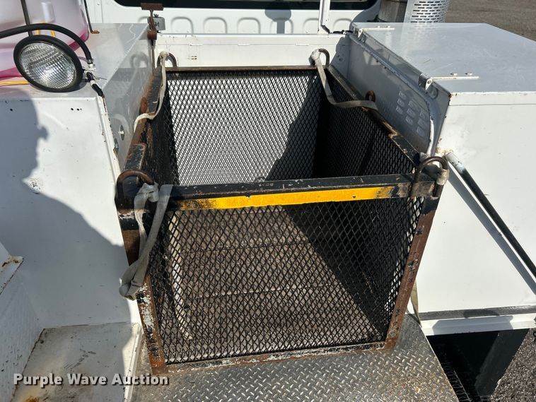 image for item EG0791 2010 Freightliner  Business Class M2 crane truck