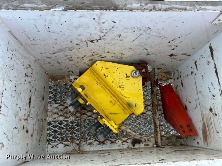 image for item EG0791 2010 Freightliner  Business Class M2 crane truck