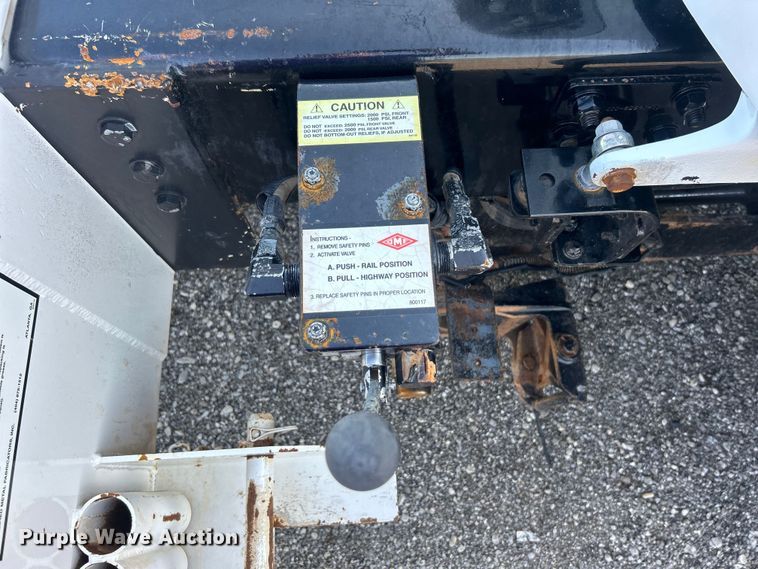 image for item EG0791 2010 Freightliner  Business Class M2 crane truck