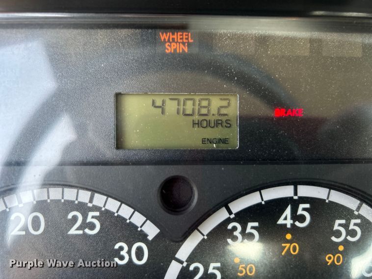 image for item EG0791 2010 Freightliner  Business Class M2 crane truck