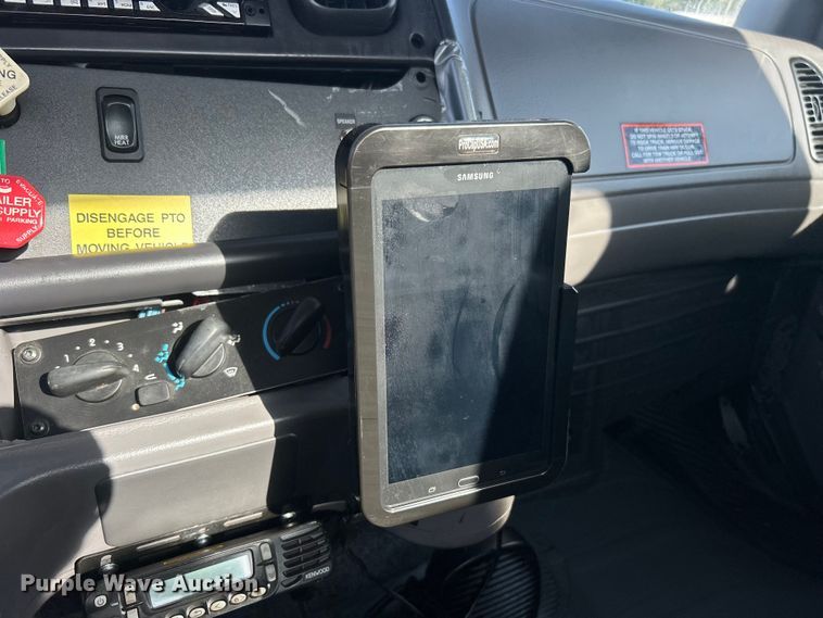 image for item EG0791 2010 Freightliner  Business Class M2 crane truck