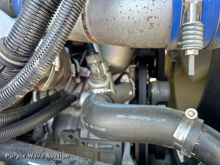 image for item EG0791 2010 Freightliner  Business Class M2 crane truck