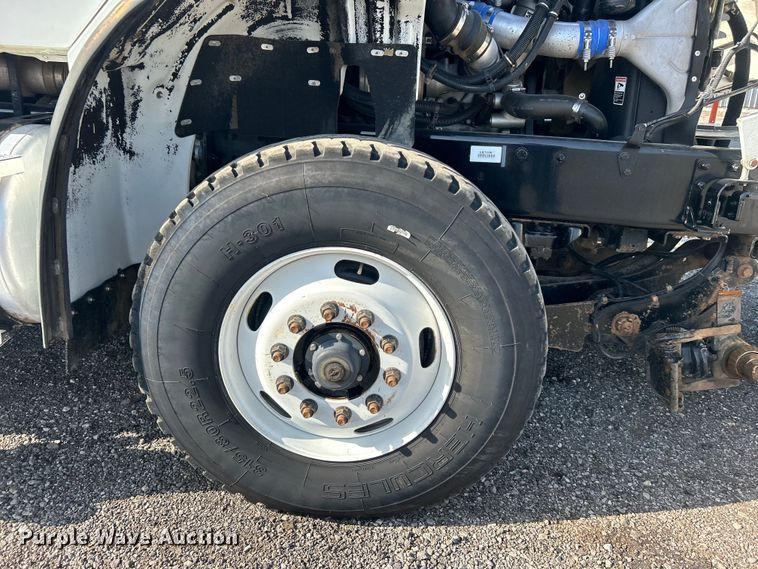 image for item EG0791 2010 Freightliner  Business Class M2 crane truck