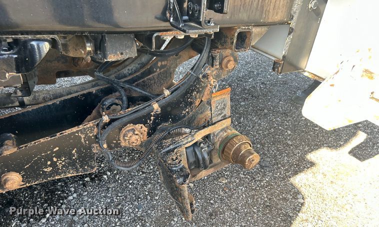 image for item EG0791 2010 Freightliner  Business Class M2 crane truck