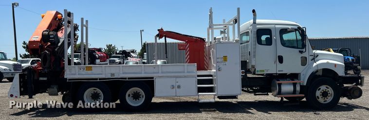 image for item EG0795 2007 Freightliner  Business Class M2 crane truck