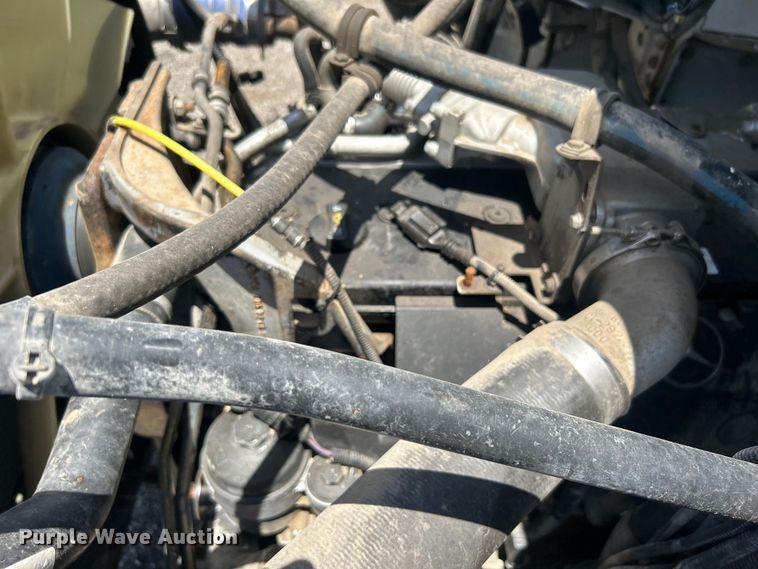 image for item EG0795 2007 Freightliner  Business Class M2 crane truck