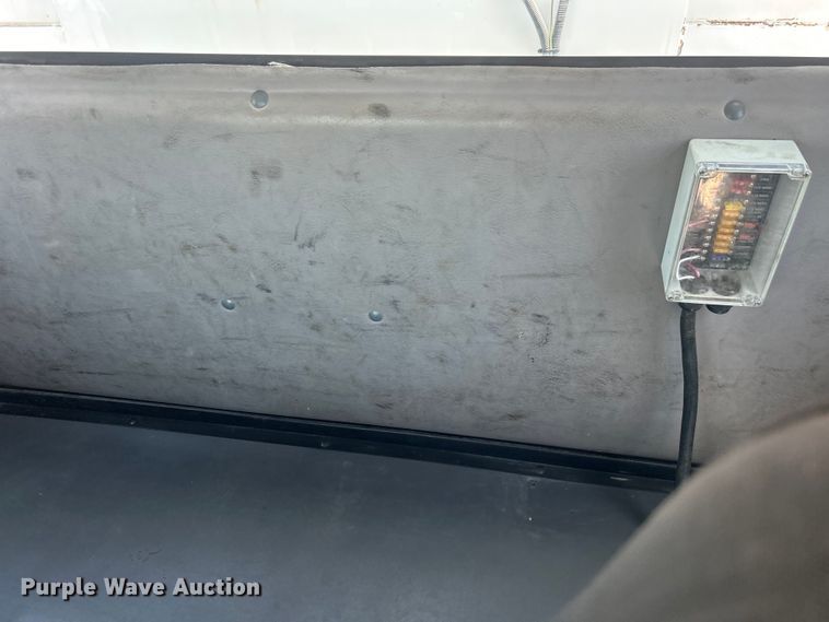 image for item EG0795 2007 Freightliner  Business Class M2 crane truck