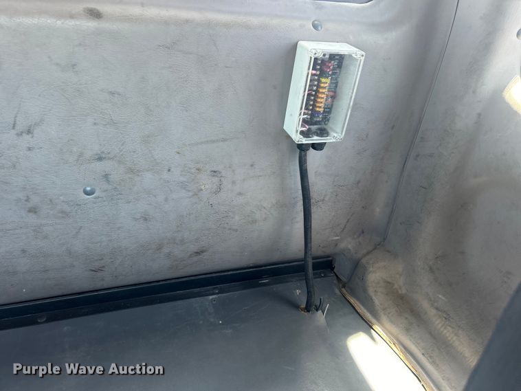 image for item EG0795 2007 Freightliner  Business Class M2 crane truck