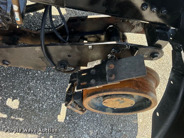 image for item EG0795 2007 Freightliner  Business Class M2 crane truck