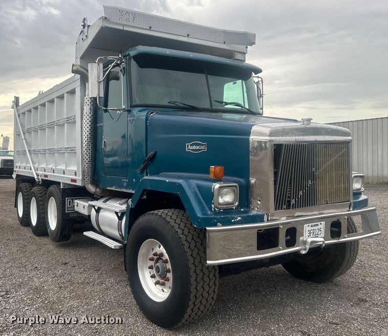 image for item EG0799 1999 Volvo ACL dump truck