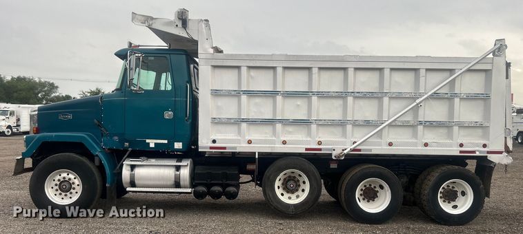 image for item EG0799 1999 Volvo ACL dump truck