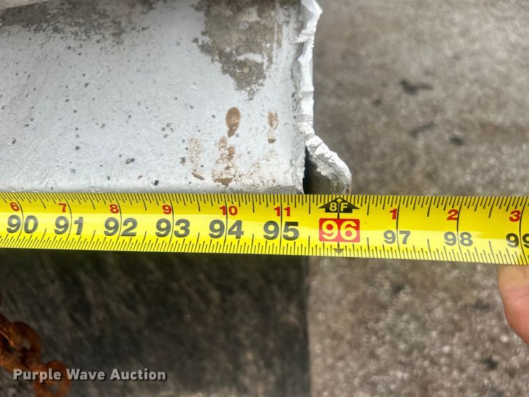 image for item EG0799 1999 Volvo ACL dump truck