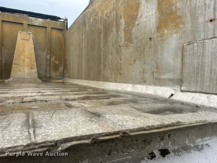 image for item EG0799 1999 Volvo ACL dump truck