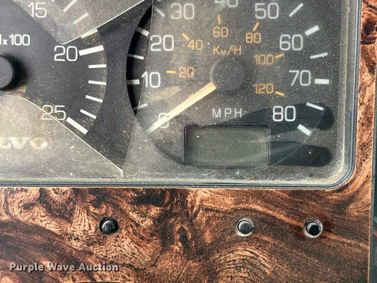 image for item EG0799 1999 Volvo ACL dump truck