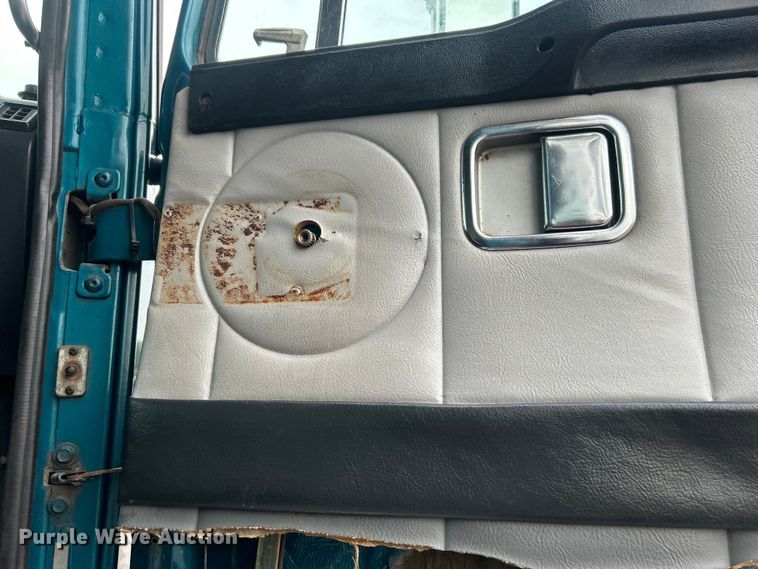 image for item EG0799 1999 Volvo ACL dump truck