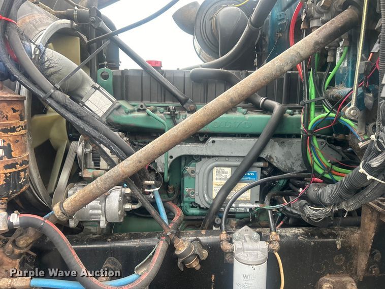 image for item EG0799 1999 Volvo ACL dump truck