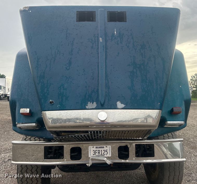 image for item EG0799 1999 Volvo ACL dump truck