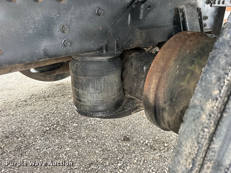 image for item EG0799 1999 Volvo ACL dump truck