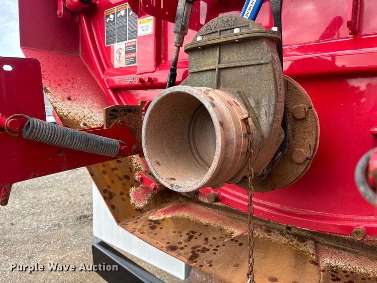 image for item EG0804 2013 International  WorkStar 7600 hydrovac truck