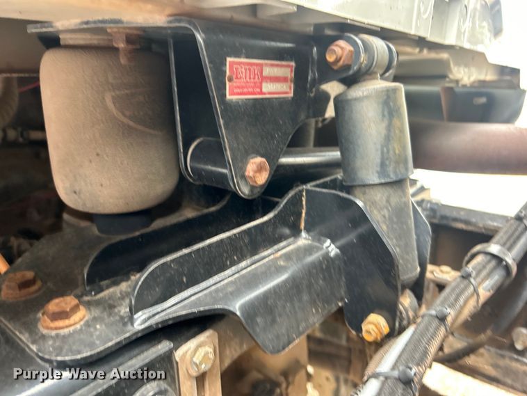 image for item EG0804 2013 International  WorkStar 7600 hydrovac truck