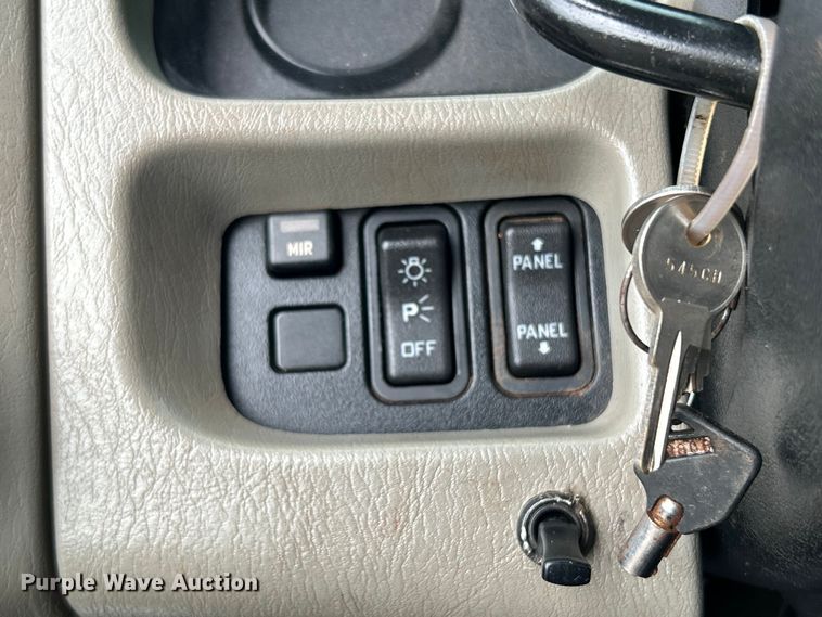 image for item EG0804 2013 International  WorkStar 7600 hydrovac truck