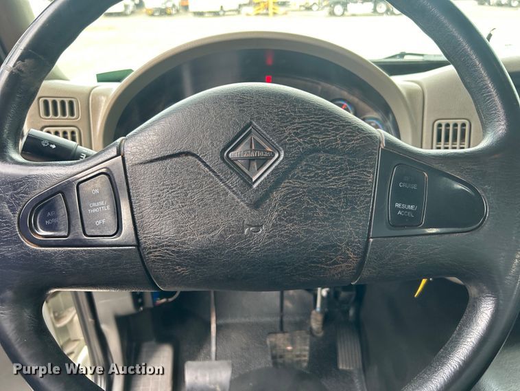 image for item EG0804 2013 International  WorkStar 7600 hydrovac truck