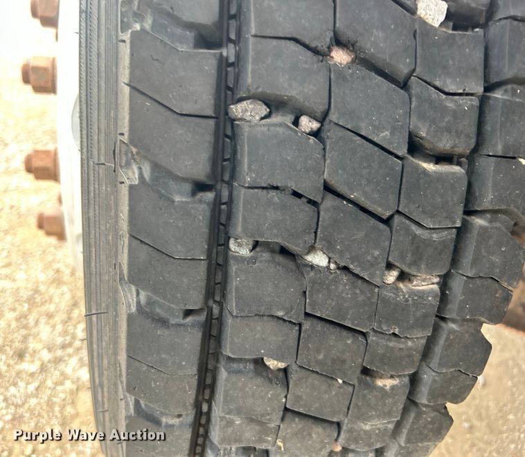 image for item EG0804 2013 International  WorkStar 7600 hydrovac truck