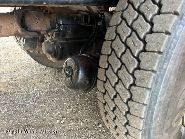 image for item EG0804 2013 International  WorkStar 7600 hydrovac truck