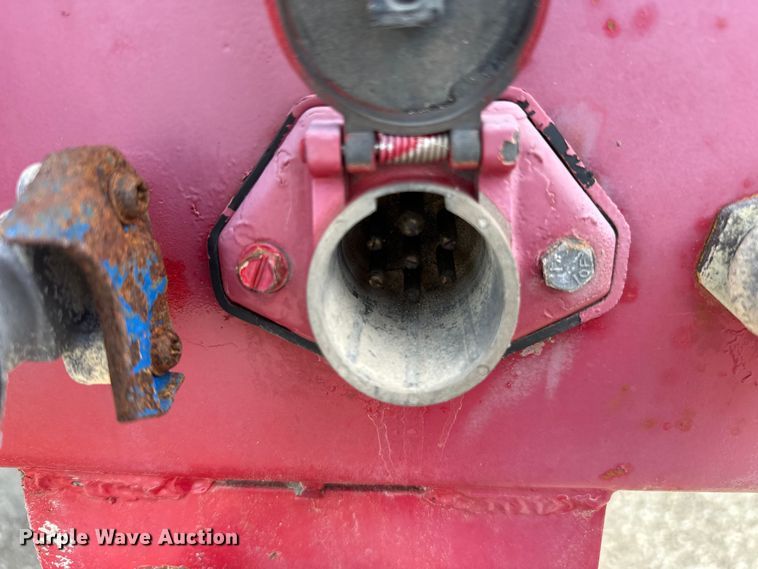 image for item EG1648 2002 Fontaine  FTW-5-8036AW tank trailer