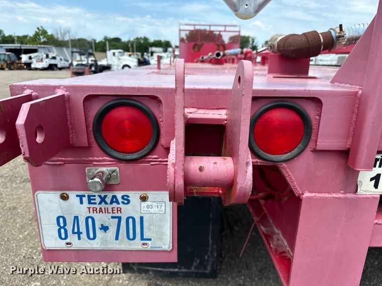 image for item EG1648 2002 Fontaine  FTW-5-8036AW tank trailer