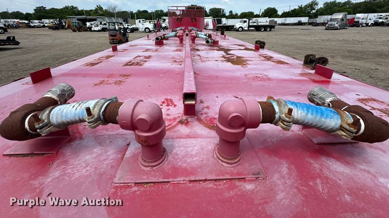 image for item EG1648 2002 Fontaine  FTW-5-8036AW tank trailer