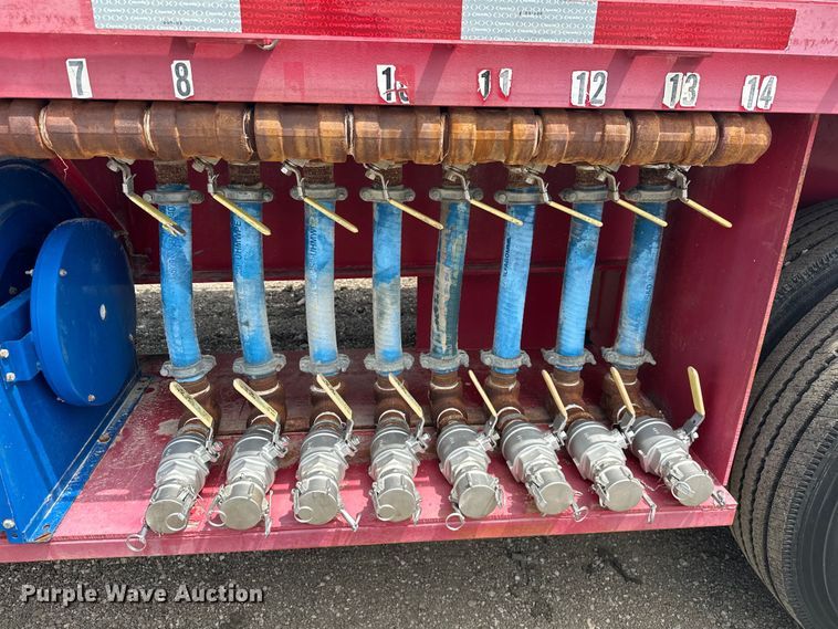 image for item EG1648 2002 Fontaine  FTW-5-8036AW tank trailer