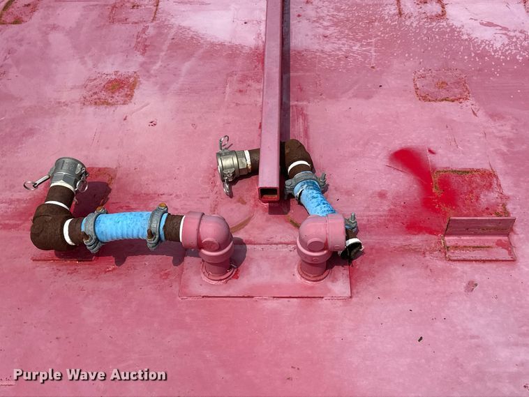 image for item EG1648 2002 Fontaine  FTW-5-8036AW tank trailer